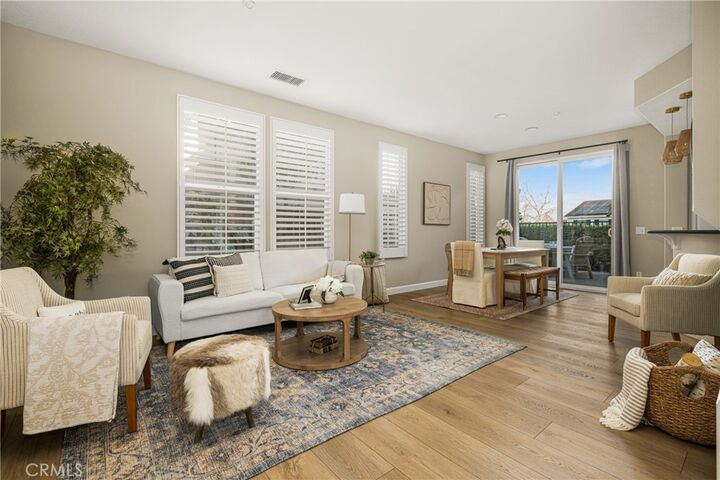 Property Photo:  5 Lansdale Court  CA 92694 