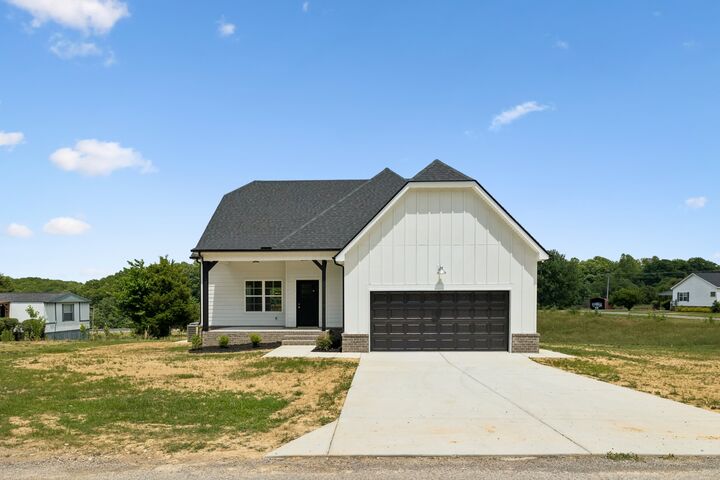 Property Photo: 2010 Old Snow Hill Rd TN 37059