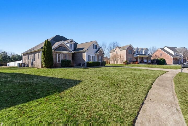 Property Photo:  248 Cullom Way  TN 37043 