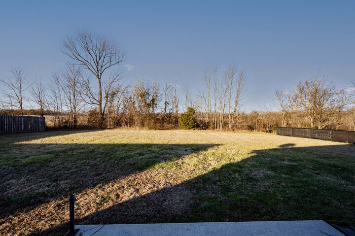 Property Photo: 3039 Ridgewood Dr TN 37037