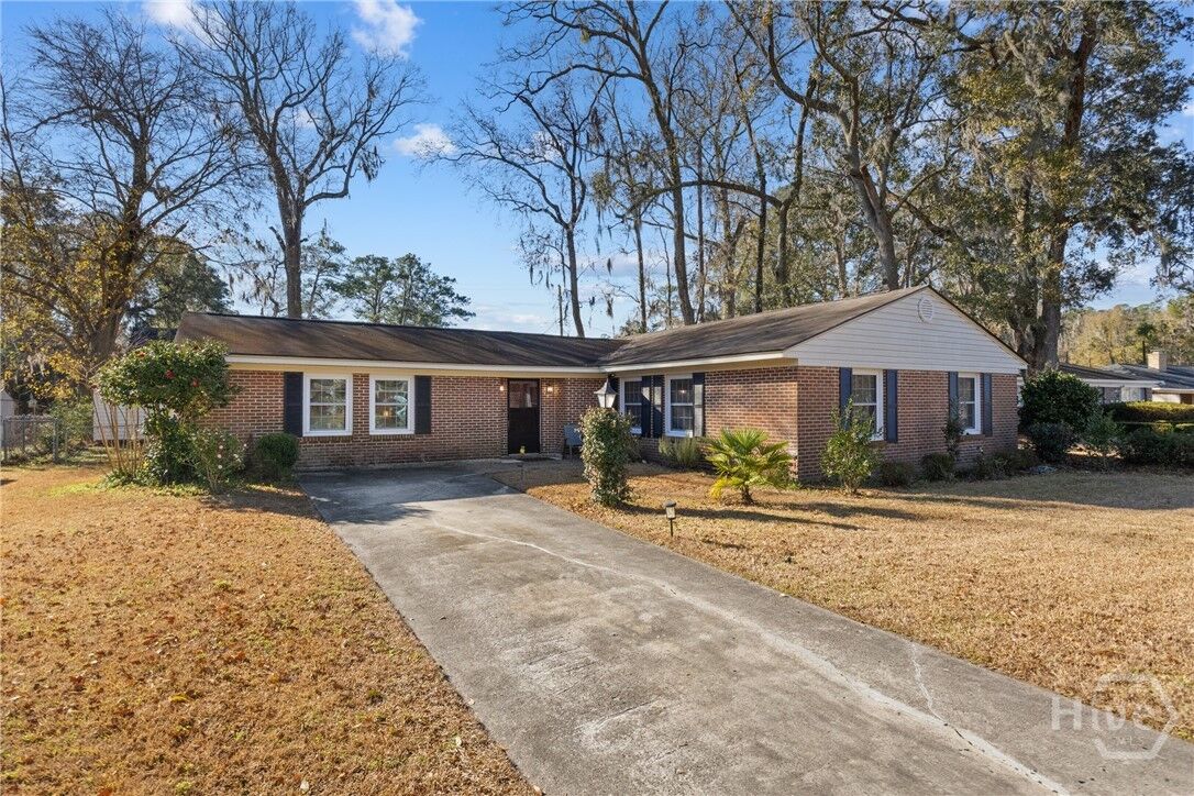 Property Photo: 9233 Garland Drive GA 31406