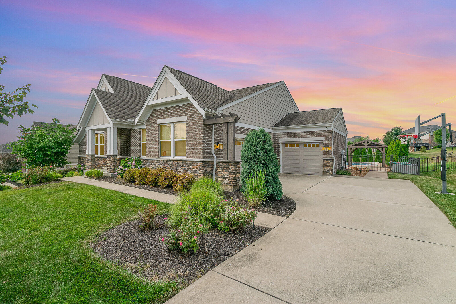 Property Photo:  1557 Smarty Jones Court  KY 41091 