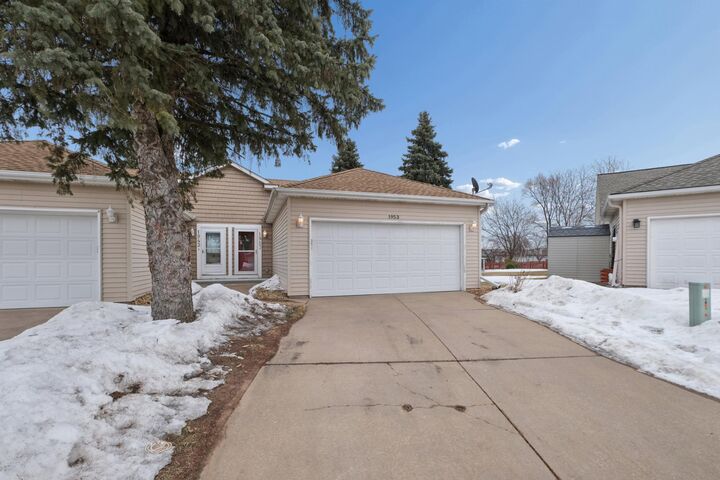 Property Photo: 1953 Eastridge Court MN 55082