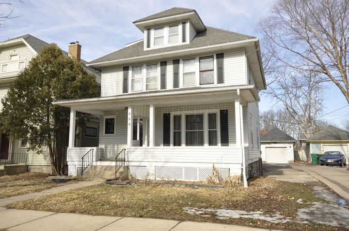 Property Photo:  929 1st Street SW  MN 55902 