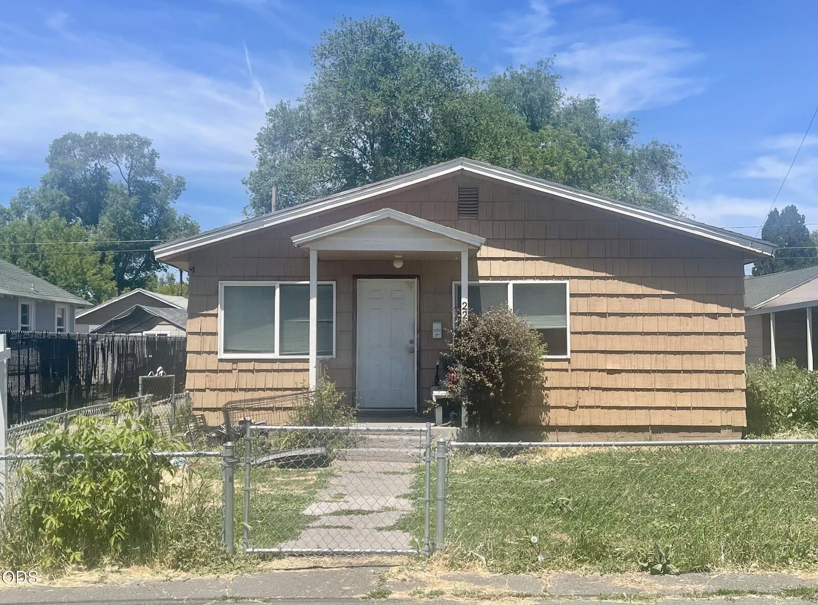 Property Photo:  2237 Wantland Avenue  OR 97601 
