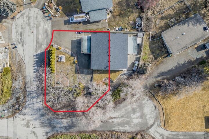 Property Photo: 1105 Cactus Road BC V1X 5N3