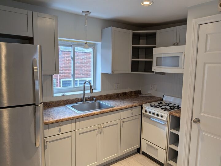 Property Photo:  35 Homer Ave 7  MA 02138 