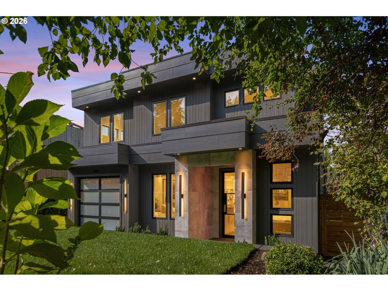 Property Photo:  1225 Spruce St  OR 97034 