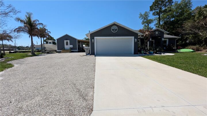 Property Photo:  615 19th Street SW  FL 32962 