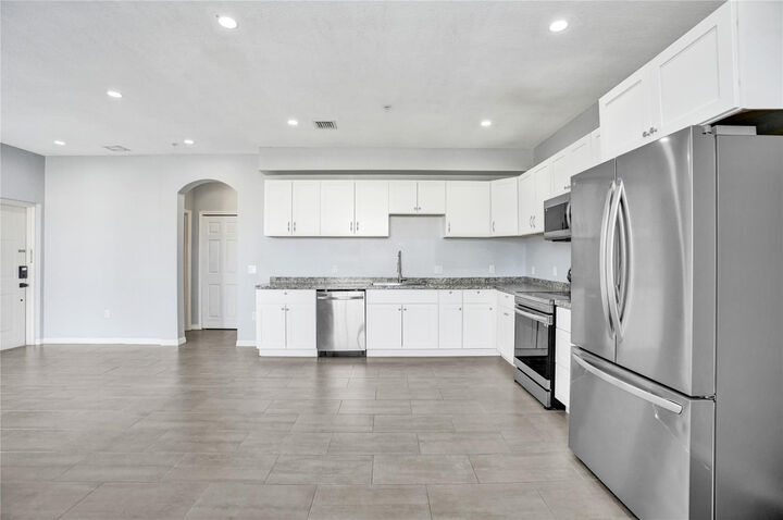 Property Photo:  2137 Shoma Drive 156 Bldg 17  FL 33414 