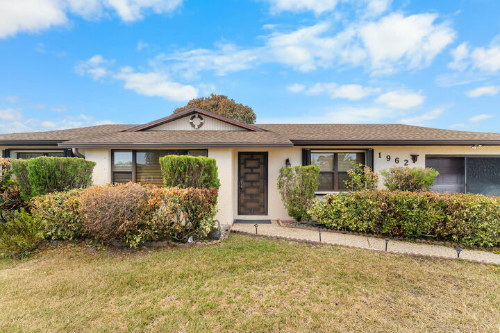 Property Photo:  1962 SW Libra Lane  FL 34984 