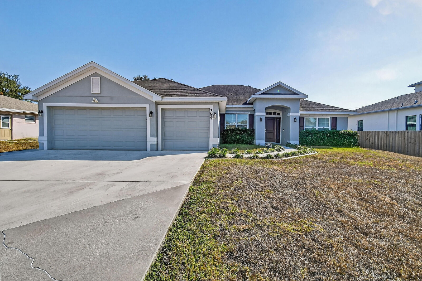 Property Photo: 294 SW Statler Avenue FL 34984