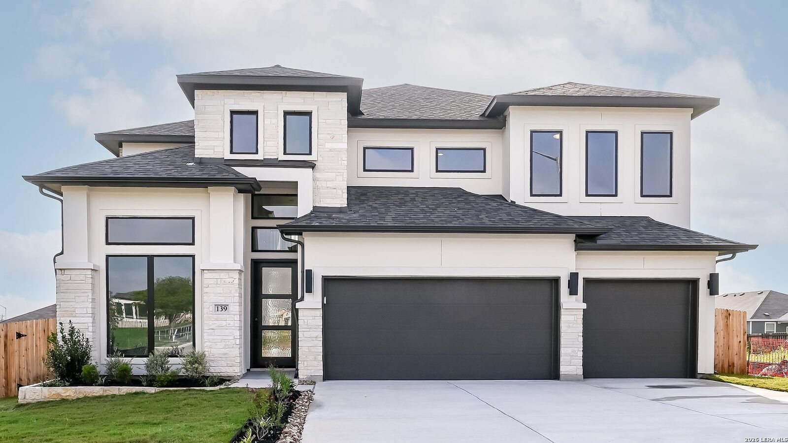 Property Photo:  139 Kramm Trail  TX 78108 