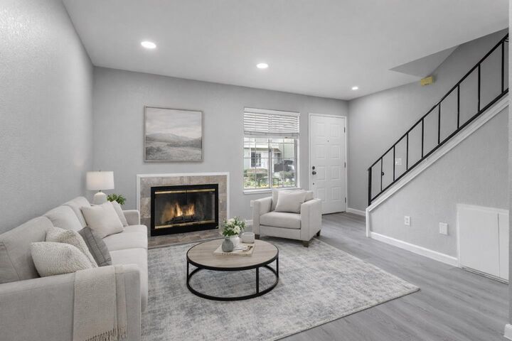 Property Photo: 1062 Rymar Place CA 95133