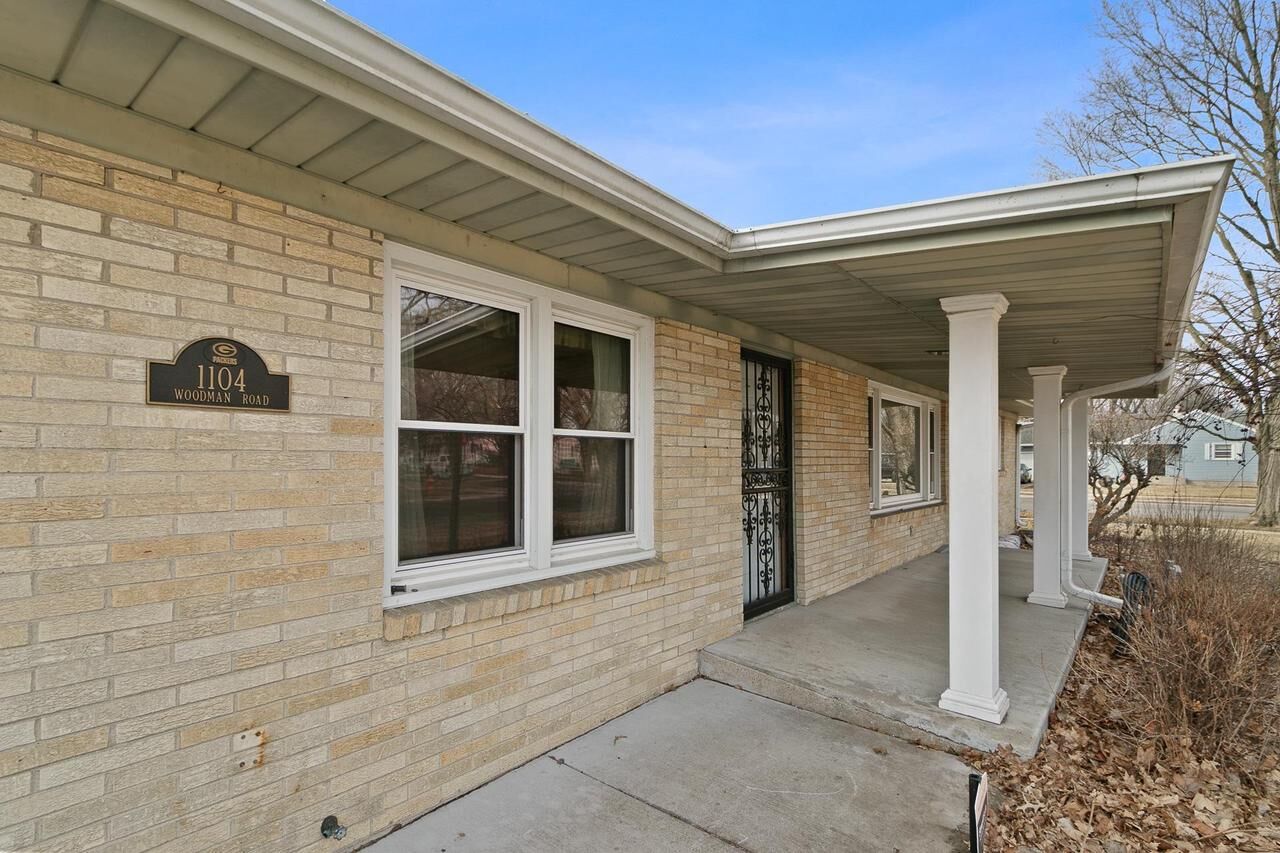 Property Photo:  1104 Woodman Road  WI 53545 