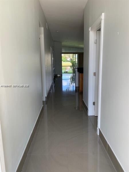 Property Photo: 504 Woodgate Cir C FL 33326