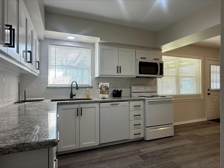 Property Photo: 4913 Westmore Ave. TX 77630