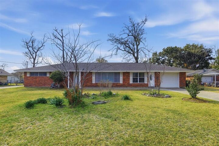 Property Photo: 4308 Dean Street LA 70605