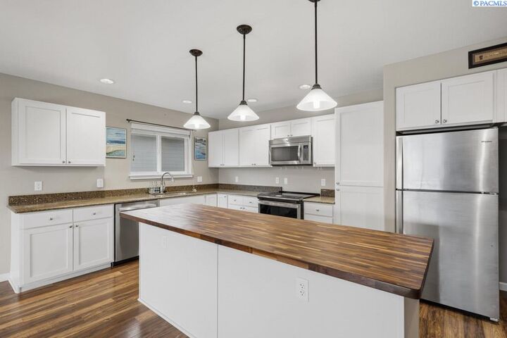 Property Photo: 513 Harvest Loop WA 99161