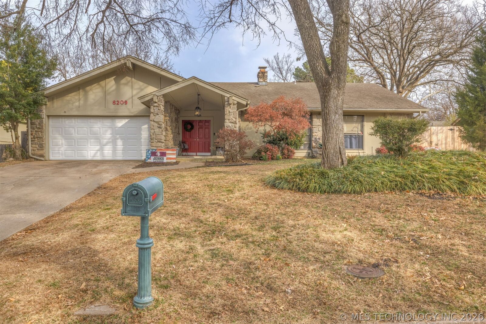 Property Photo:  8209 S College Place  OK 74137 