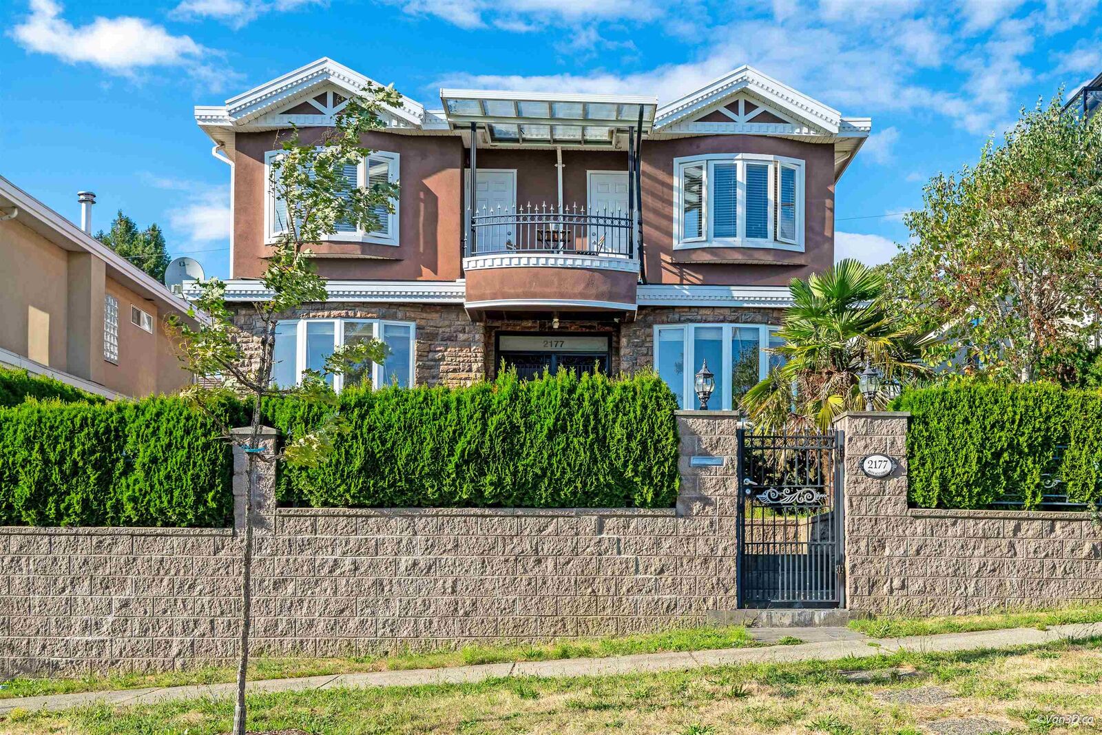 Property Photo: 2177 Bonaccord Drive BC V5P 2N8