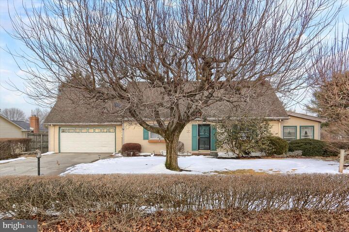 Property Photo: 202 Lindy Avenue PA 17372