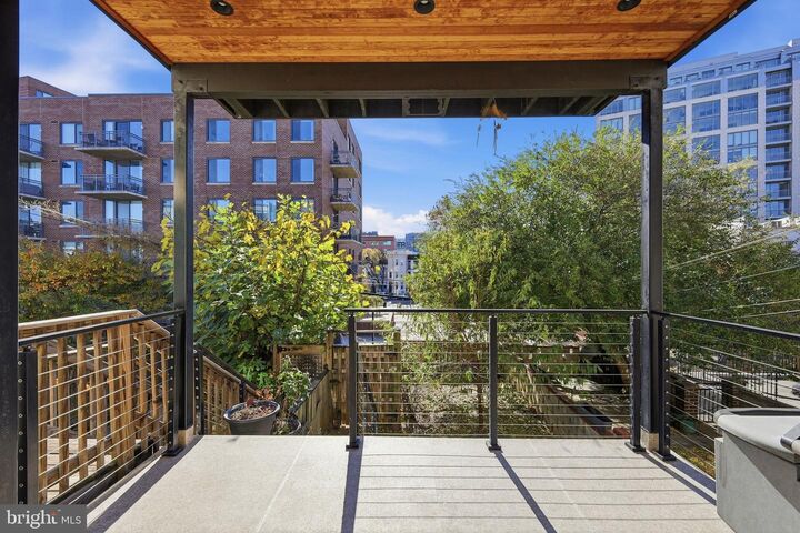 Property Photo: 33 Q Street NE DC 20002