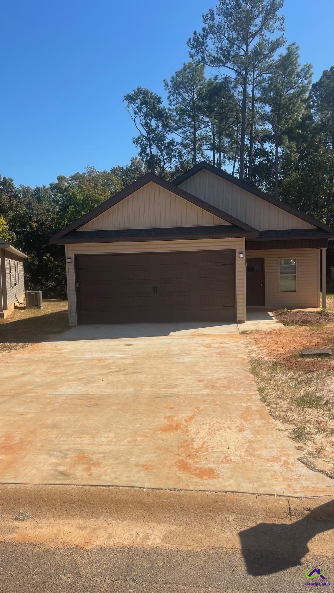 Property Photo: 141 Rolling Woods Circle GA 31088