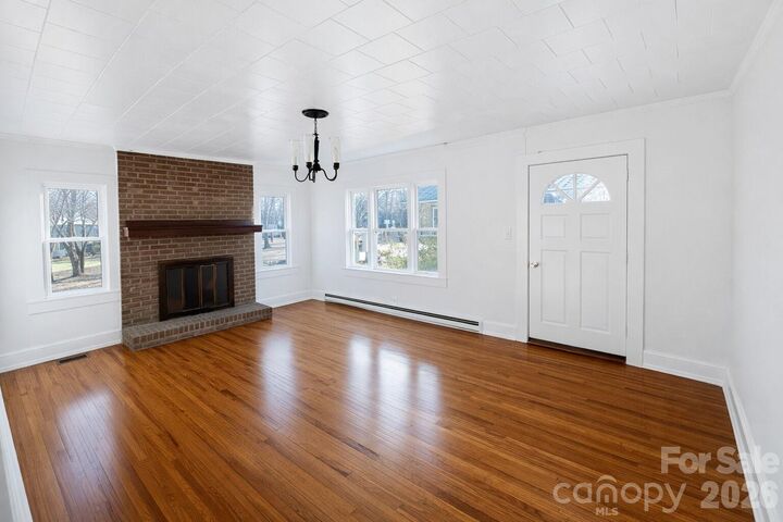 Property Photo: 2806 Glendale Avenue NC 28081