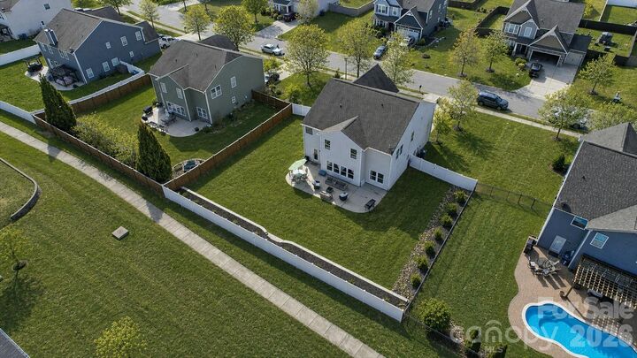 Property Photo:  15224 Kissimmee Lane  NC 28227 