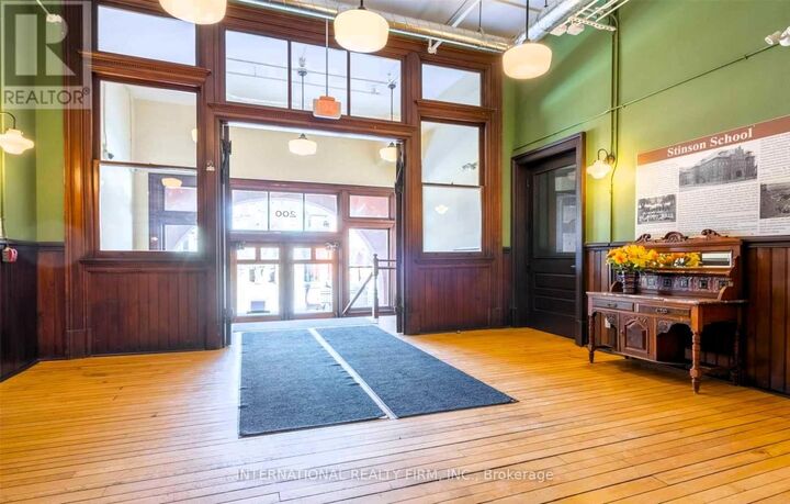 Property Photo:  200 Stinson Street Ph16  ON L8N 4J5 