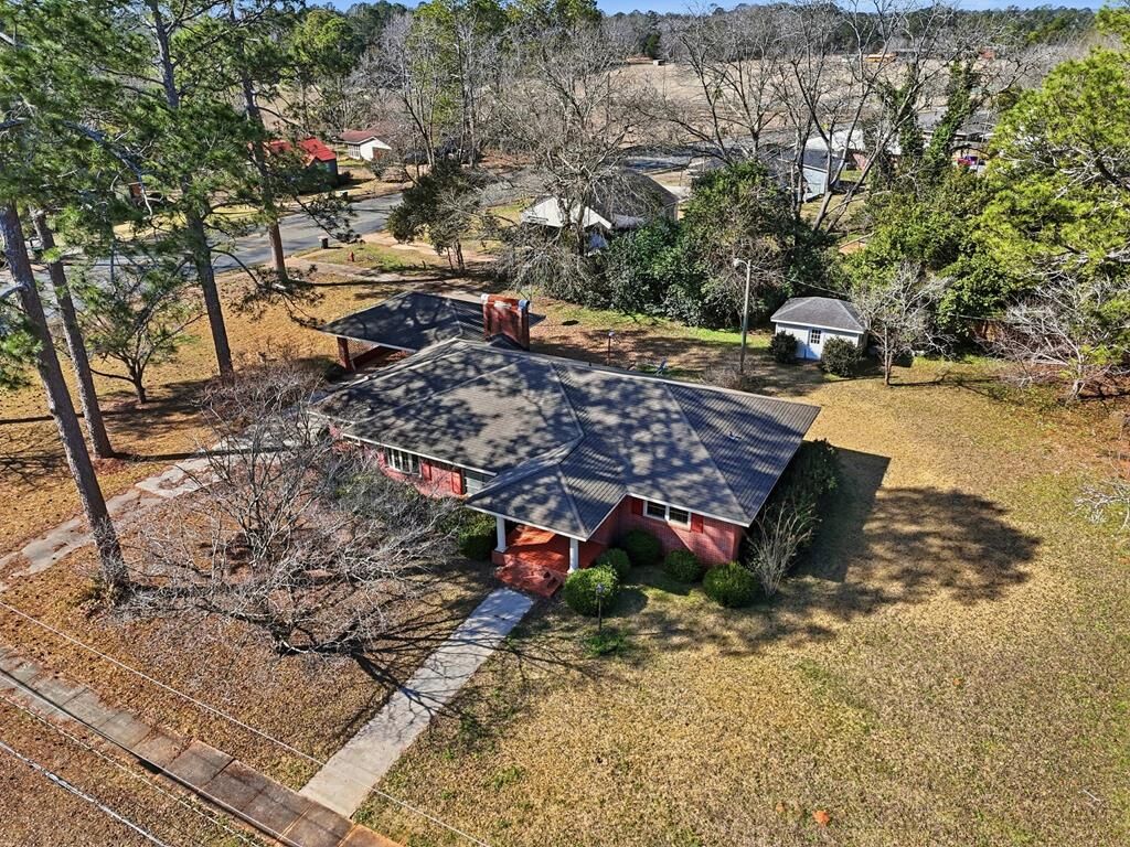 Property Photo:  25 N Stevens St  GA 31806 