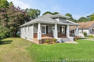 Property Photo: 204 W E Street NC 28339