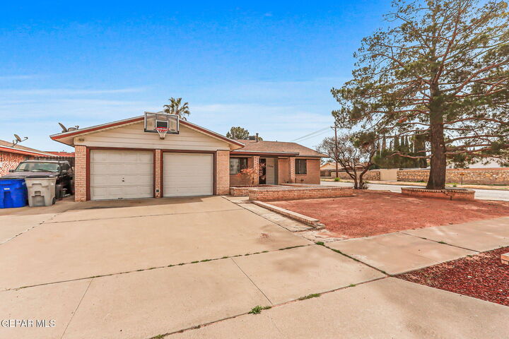 Property Photo:  2300 Sea Side Drive  TX 79936 