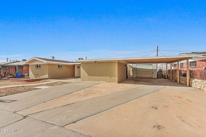 Property Photo: 9517 Waverly Drive TX 79924