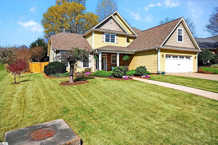 Property Photo:  122 Hidden Springs Lane  SC 29687-4605 