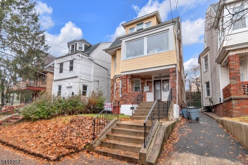 Property Photo:  45 Seymour Ave  NJ 07108 