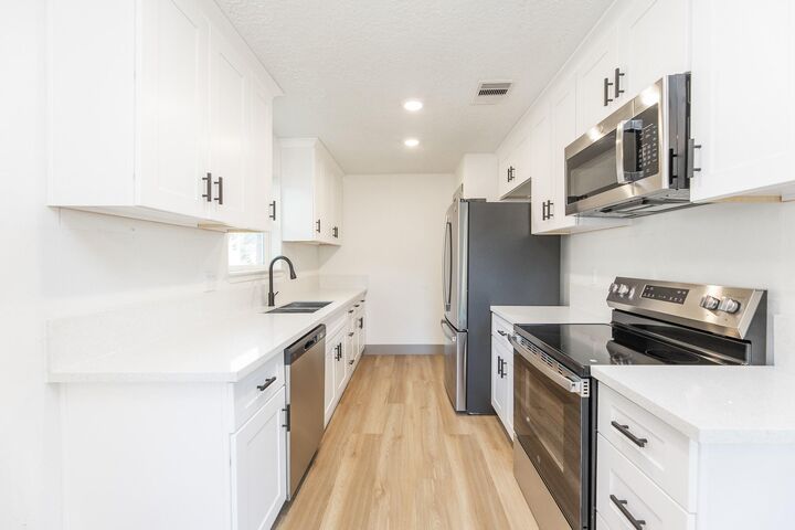 Property Photo:  5719 Flax Bourton Street  TX 77346 