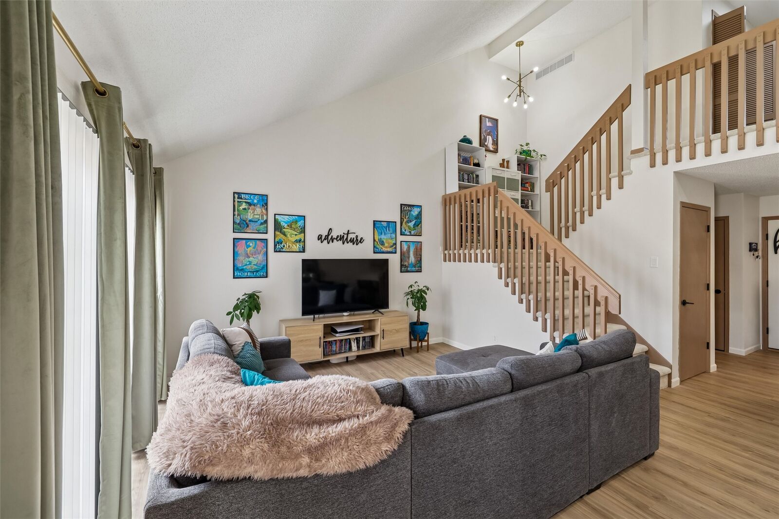 Property Photo:  4425 Mills Civic Parkway 405  IA 50265 