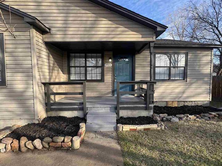 Property Photo:  1905 NW Taft Ave  OK 73507 
