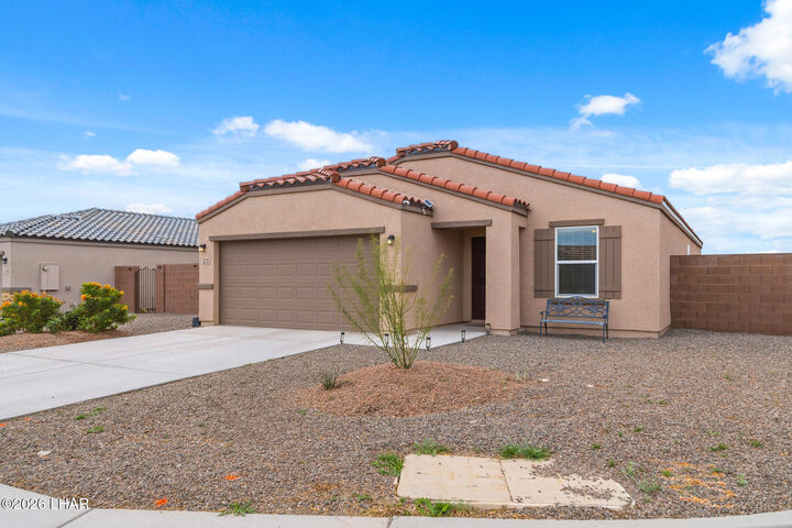 Property Photo:  27 Augusta Dr  AZ 86440 