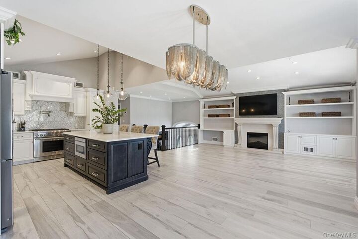 Property Photo:  160-51 80th Street  NY 11414 