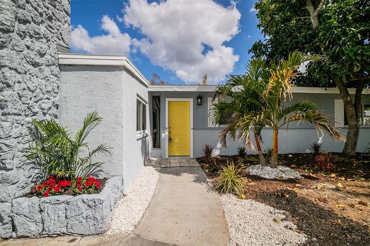 Property Photo: 3427 Barstow Street FL 34235