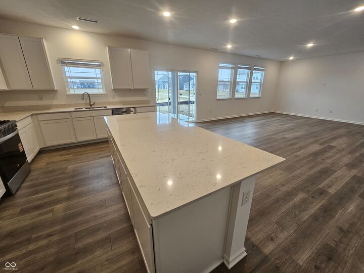 Property Photo: 2562 Maricopa Boulevard IN 46075