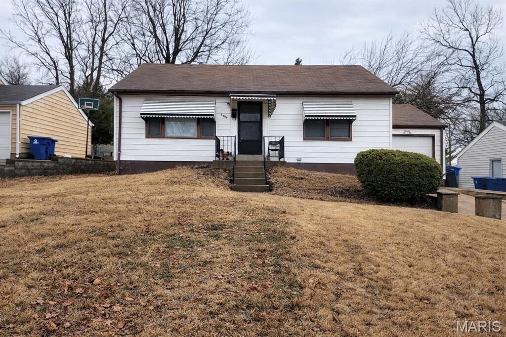 Property Photo:  2409 Wieck Drive  MO 63136 