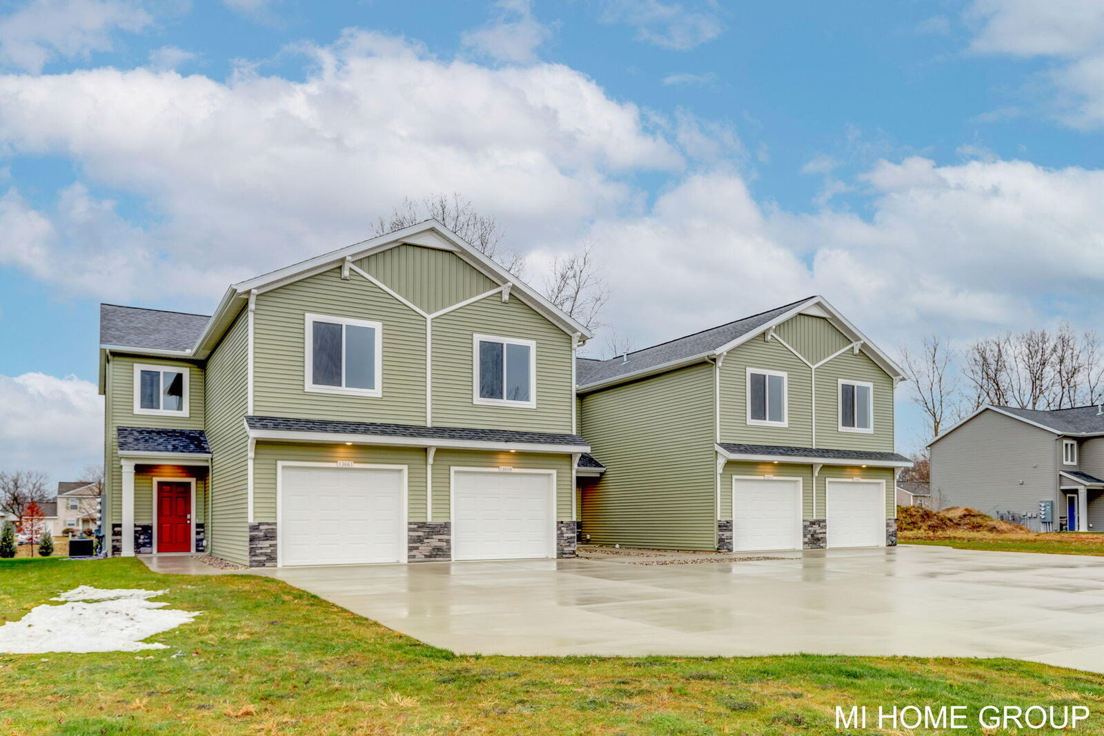 Property Photo:  13662 Signature Drive  MI 49424 