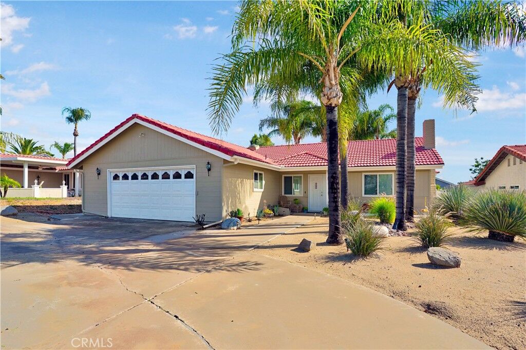 Property Photo: 23619 Cutter Drive CA 92587