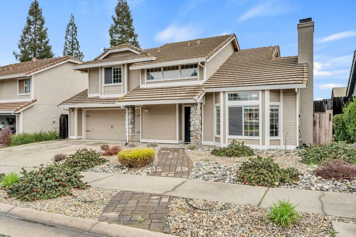 Property Photo:  401 Ruby Court  CA 95678 