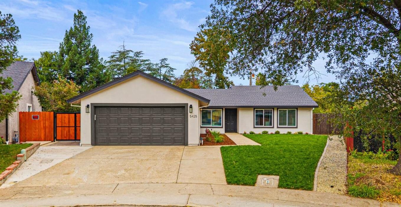 Property Photo:  5425 Shire Court  CA 95628 