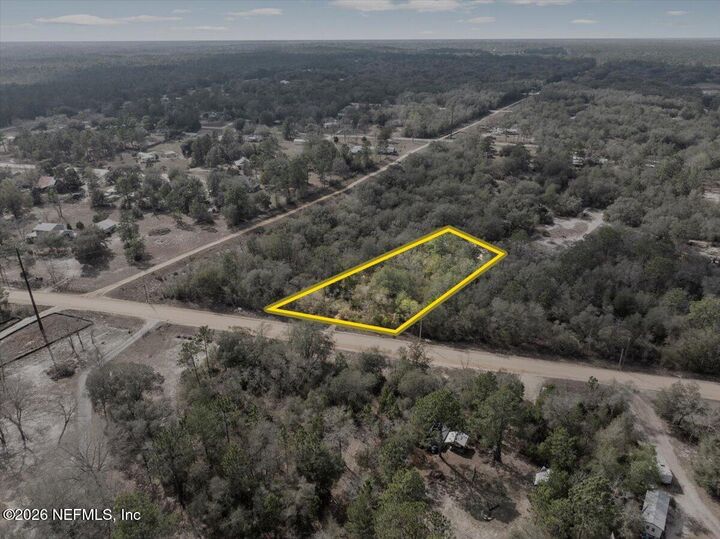 Property Photo:  7676 Oak Forest Road  FL 32656 